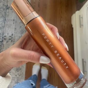 Fenty Beauty Body Lava - Cognac Candy